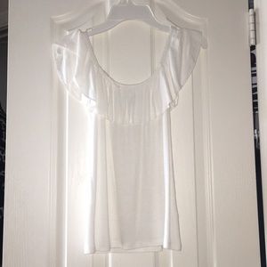 Aeropostale Off the shoulder T shirt